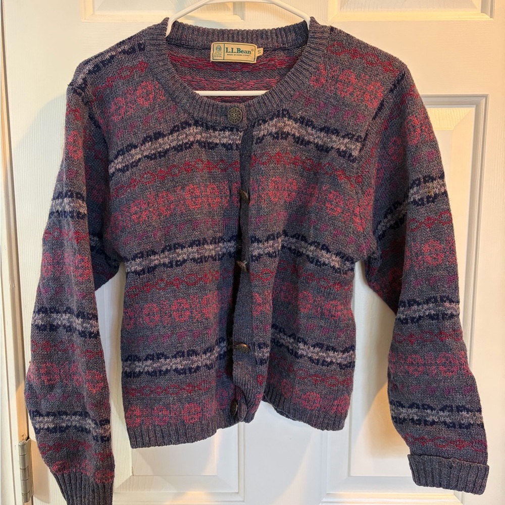 Vintage L.L. Bean 100% Wool Women's Multicolor Patterned Cardigan